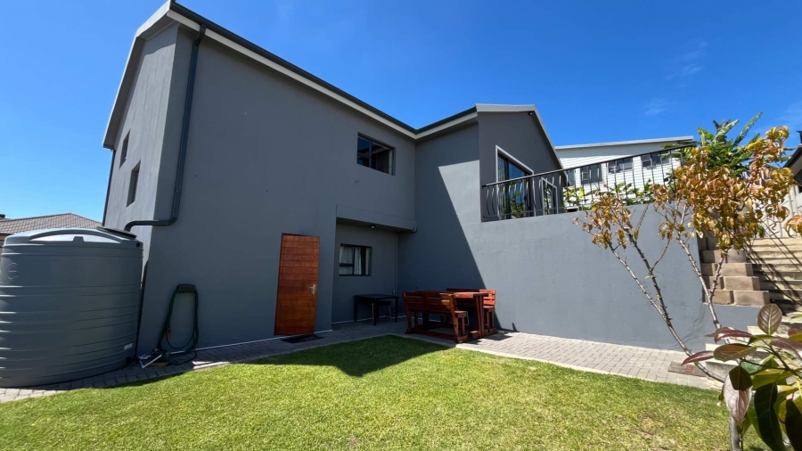 2 Bedroom Property for Sale in Reebok Western Cape